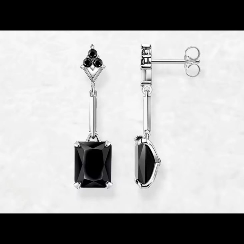 Gorgeous 925 stamped swarovski elements dangle earrings